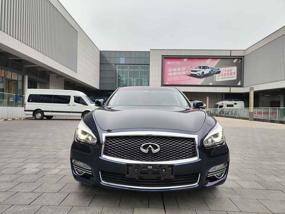 英菲尼迪 Q70  2017款 Q70L 2.5L 精英版圖片