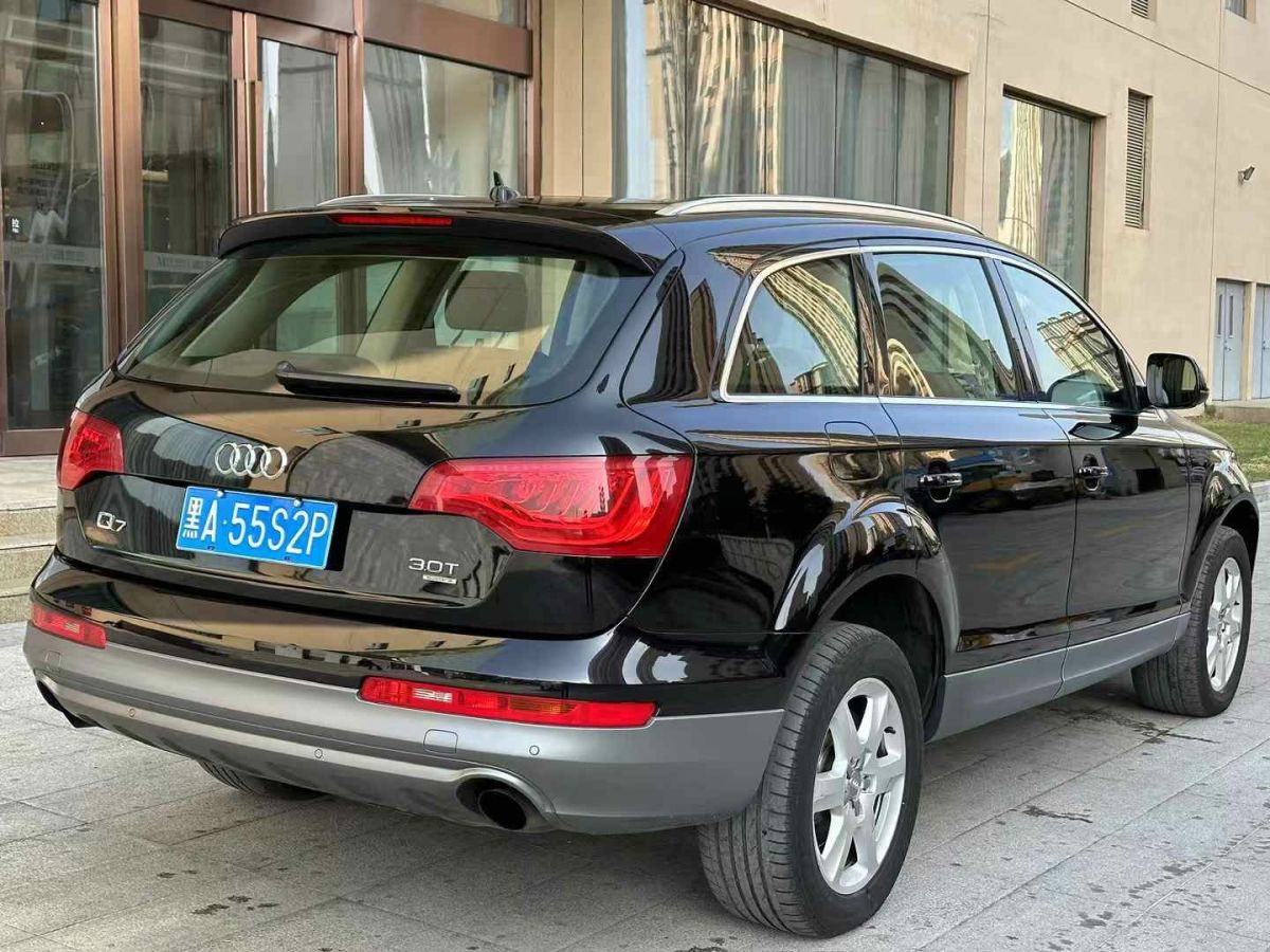 2012年1月奧迪 奧迪Q7  2012款 Q7 3.0TFSI 豪華型 245kw