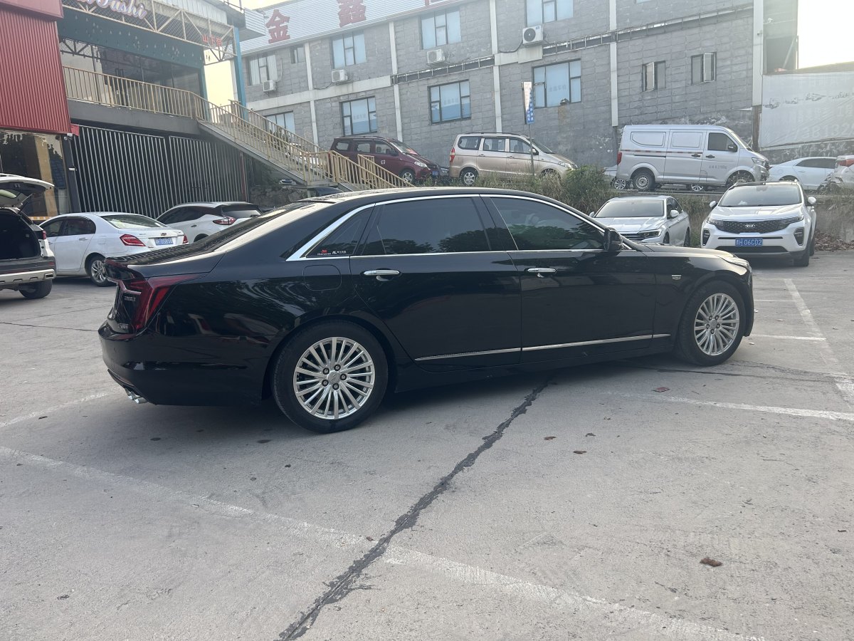 凯迪拉克 CT6  2022款 28T 豪华型图片