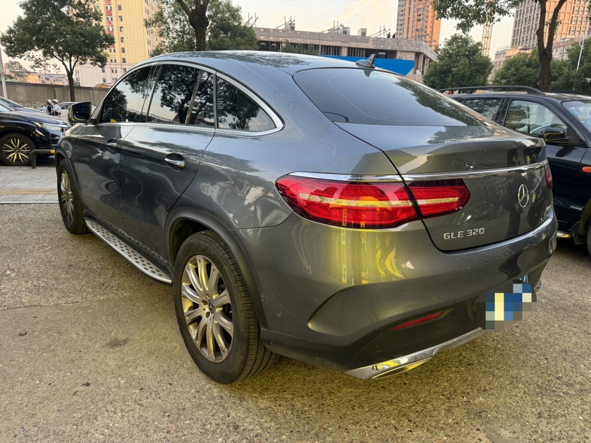 奔馳 奔馳GLE轎跑  2018款 GLE 320 4MATIC 轎跑SUV圖片