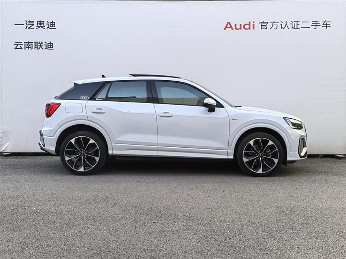 奧迪 奧迪Q2L  2022款 35 TFSI 豪華動(dòng)感型圖片