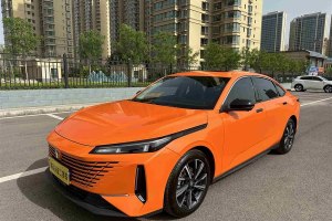 逸達(dá) 長安 藍(lán)鯨NE 1.5T GDI DCT領(lǐng)航型