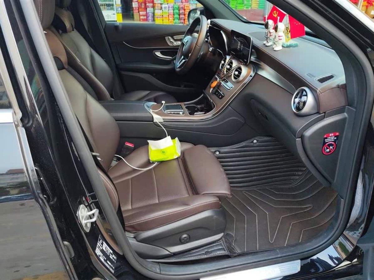奔馳 奔馳GLC  2018款 改款 GLC 300 4MATIC 動感型圖片