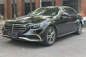 奔馳E級(jí) 奔馳 改款 E 260 L 運(yùn)動(dòng)型