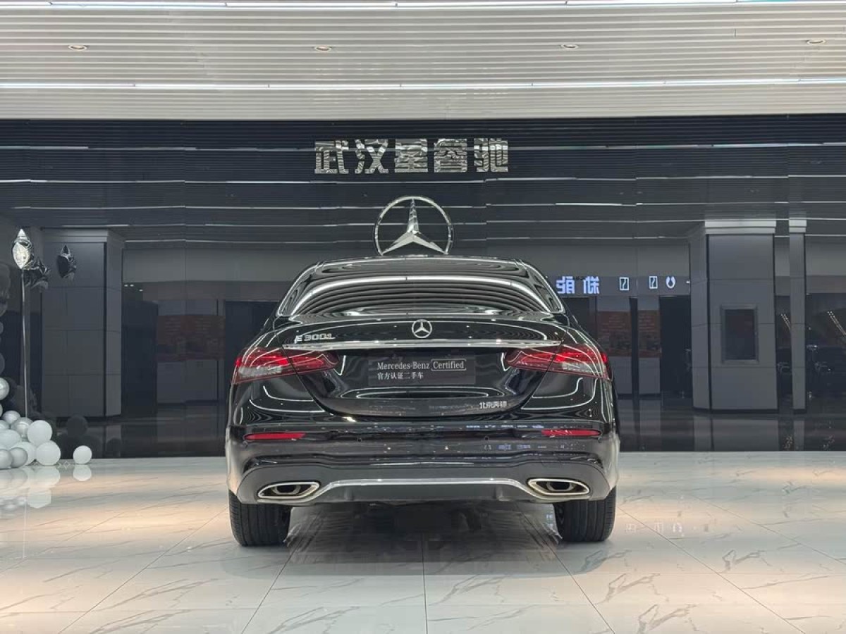奔馳 奔馳E級  2022款 改款 E 260 L 運動型圖片