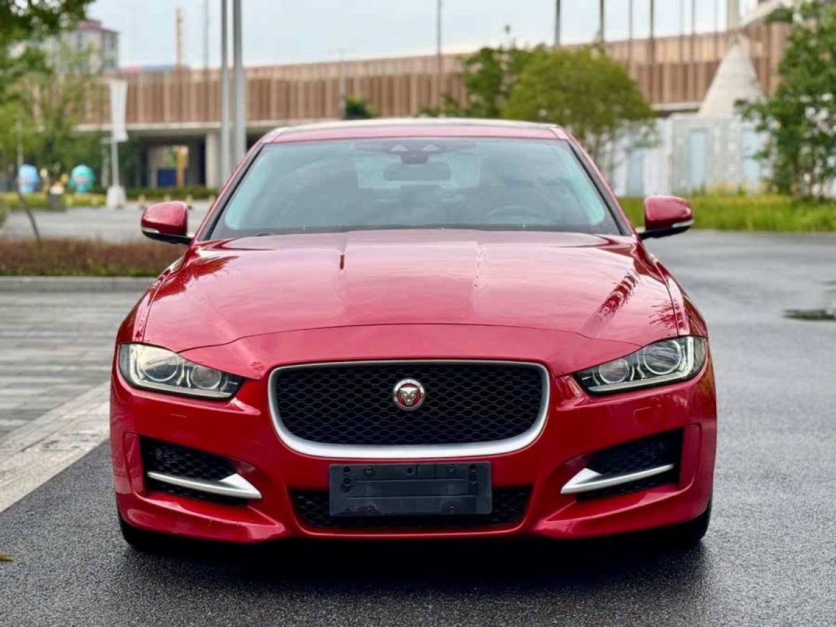捷豹 XE  2015款 2.0T 200PS R-Sport圖片