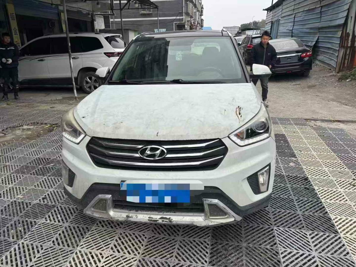 現(xiàn)代 ix25  2015款 1.6L 自動兩驅(qū)時尚型GS圖片