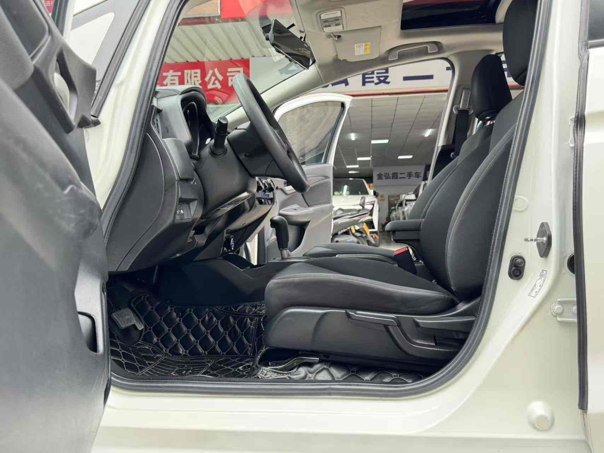 本田 飛度  2016款 1.5L LXS CVT舒適天窗版圖片
