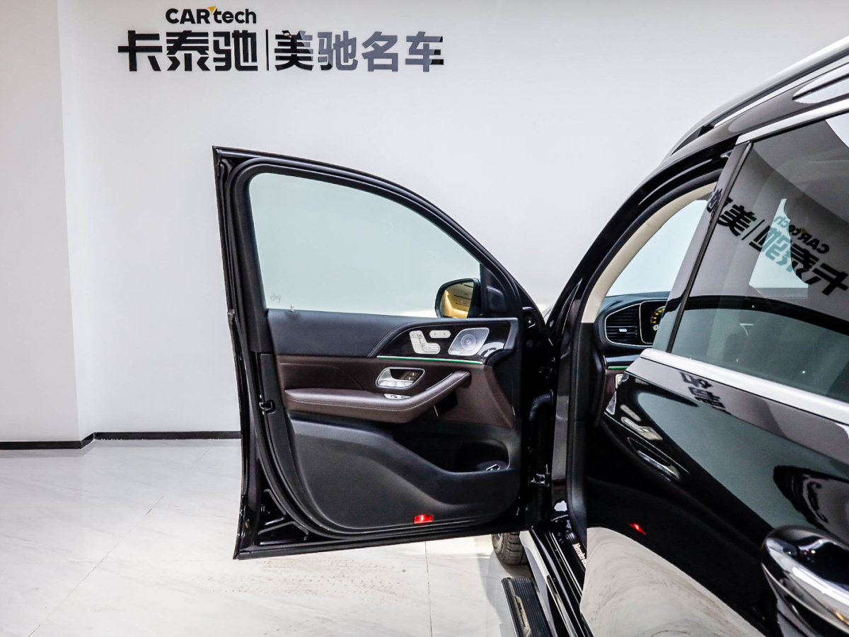 2021年1月奔馳 奔馳GLS級 2021款 GLS 450 4MATIC 時尚型