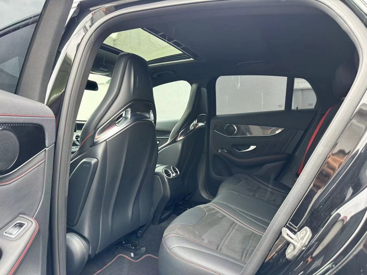 2019年8月奔驰 奔驰GLC轿跑 AMG  2017款 AMG GLC 43 4MATIC 轿跑SUV