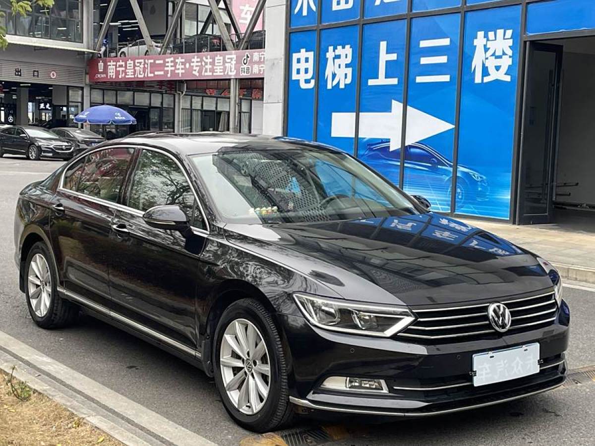 大眾 邁騰  2017款 330TSI DSG 領(lǐng)先型圖片