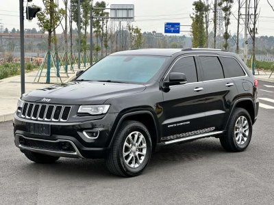 2016年2月 Jeep 大切諾基(進口) 3.0L 精英導(dǎo)航版圖片