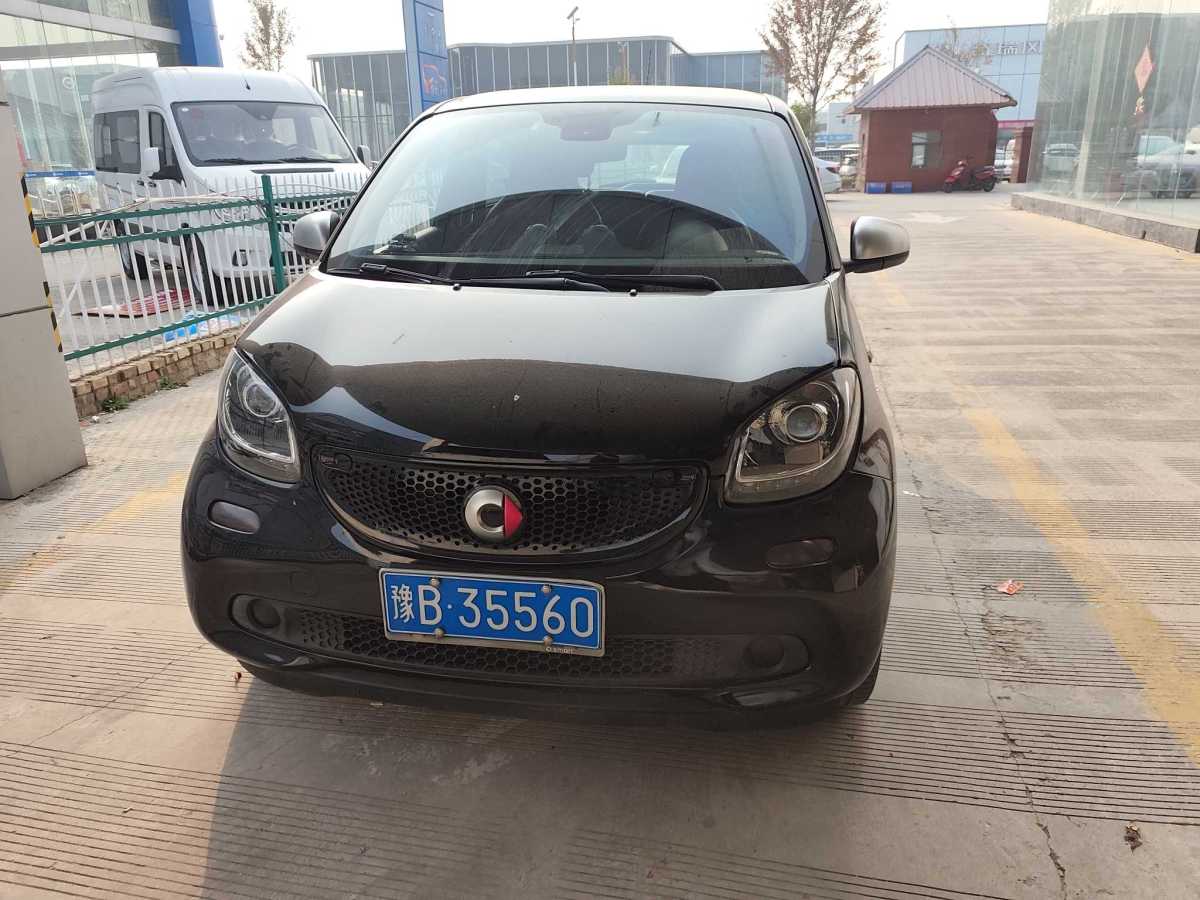 smart forfour  2016款 1.0L 52千瓦激情版圖片