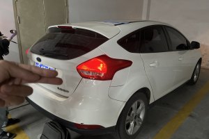 福克斯 福特 两厢 1.6L 自动舒适型