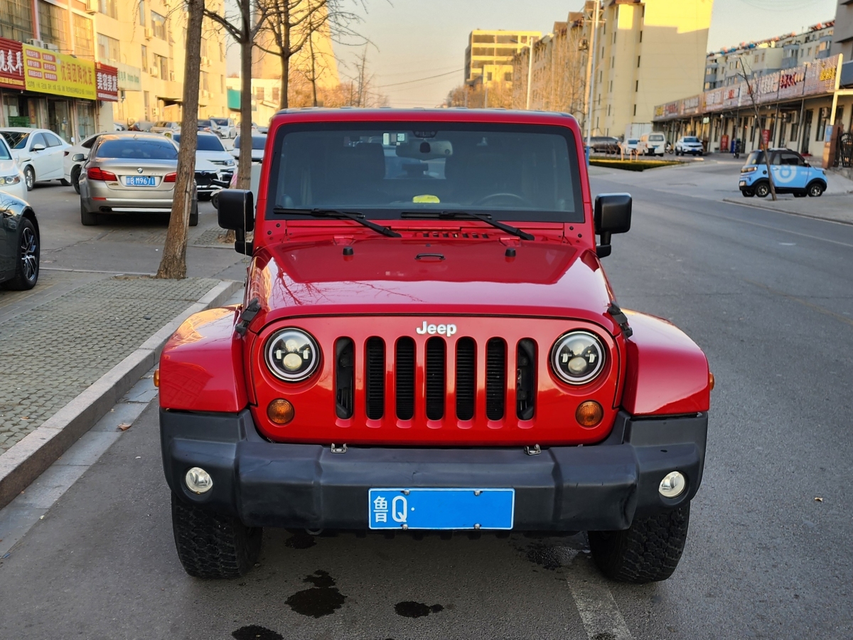 Jeep 牧馬人  2012款 3.6L Sahara 兩門版圖片