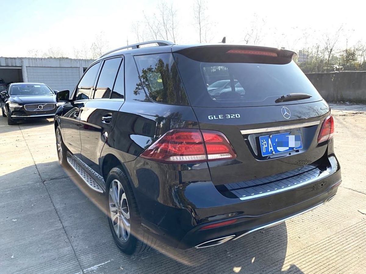 奔馳 奔馳GLE  2017款 GLE 320 4MATIC 動感型圖片