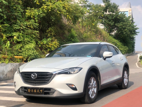 马自达 CX-4  2018款 2.0L 自动两驱蓝天品位科技限量版