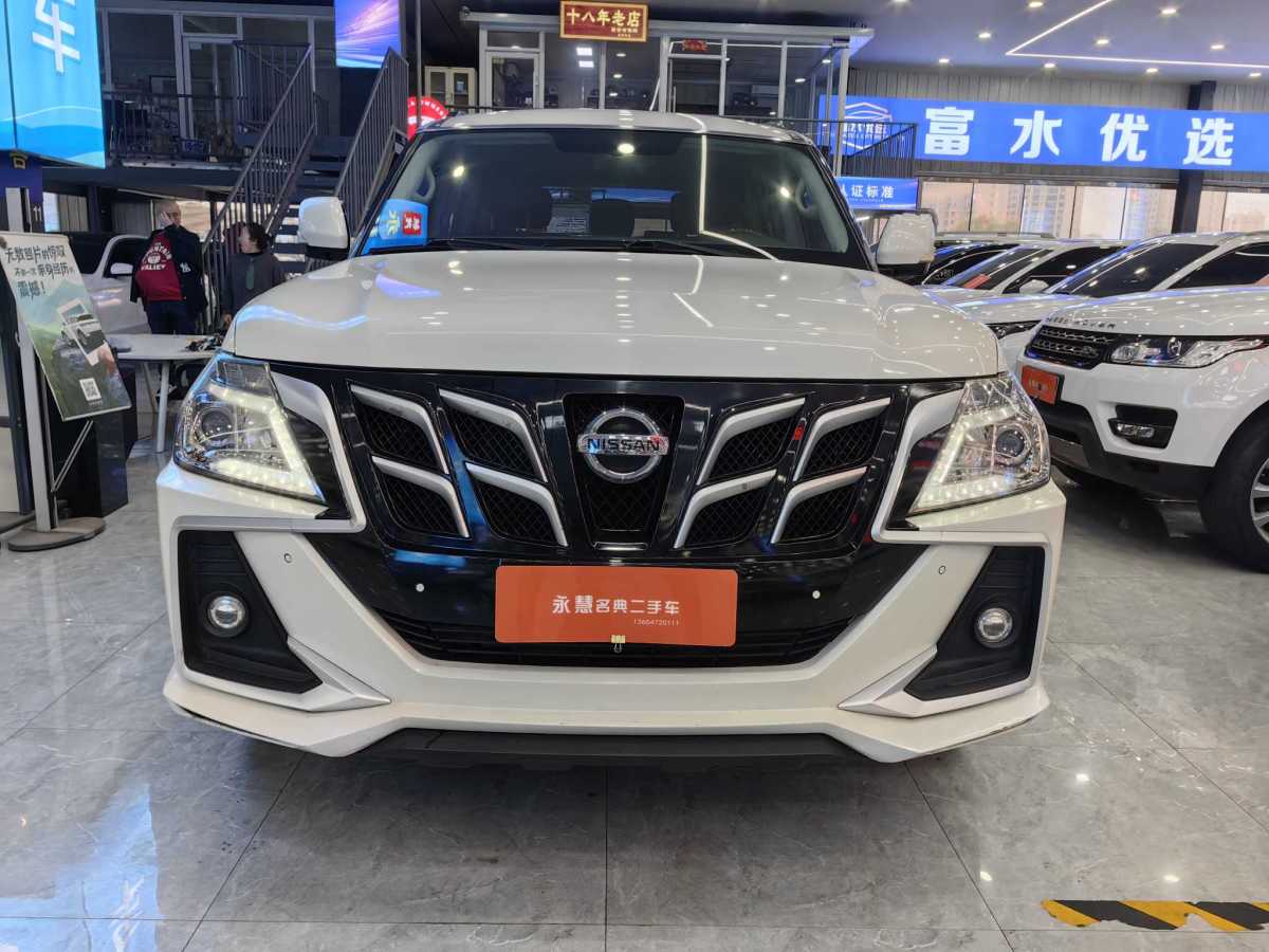 日產(chǎn) 途樂(lè)  2018款 4.0L 鉑金型圖片