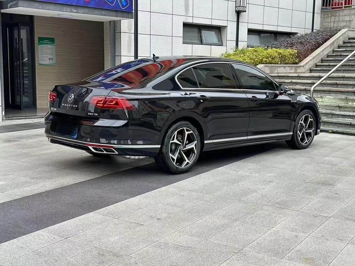 大眾 邁騰  2024款 200萬(wàn)輛眾享款 330TSI DSG豪華型圖片