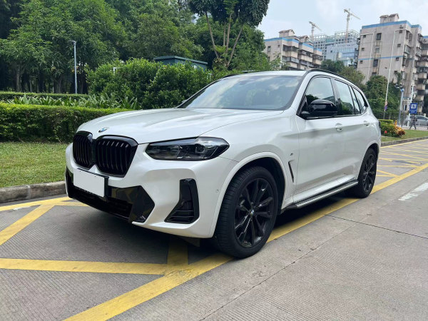 宝马 宝马X3  2022款 xDrive30i 尊享型 M曜夜套装