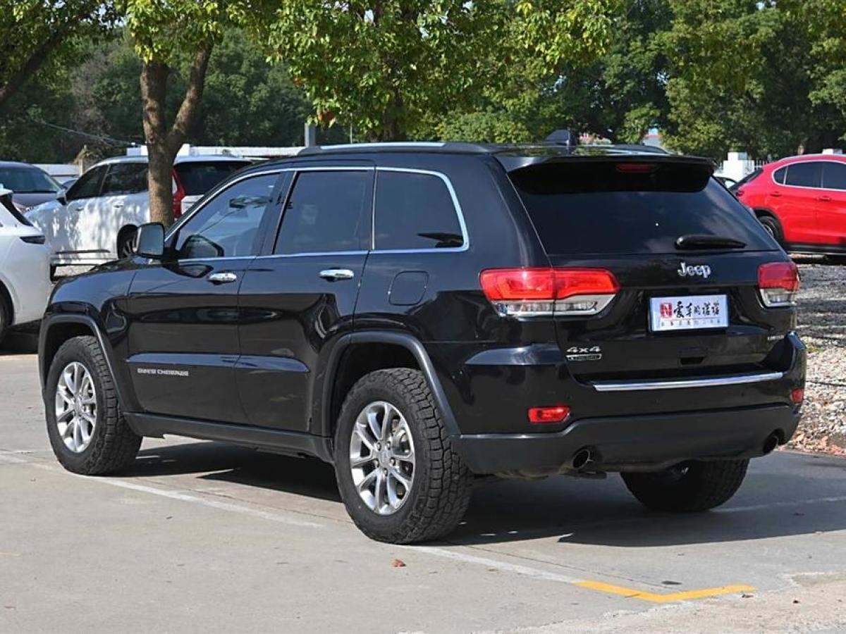 Jeep 大切諾基  2015款 3.0TD 柴油 舒享導(dǎo)航版圖片