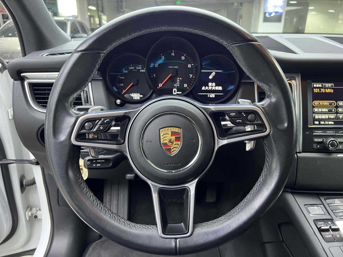 保時(shí)捷 Macan  2014款 Macan 2.0T圖片