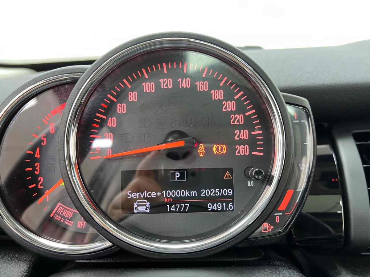 2020年12月MINI MINI  2020款 1.5T ONE 五門版