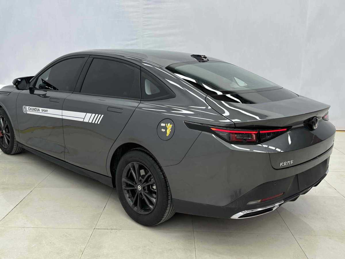 長(zhǎng)安 逸達(dá)  2023款 藍(lán)鯨NE 1.5T GDI DCT領(lǐng)航型圖片
