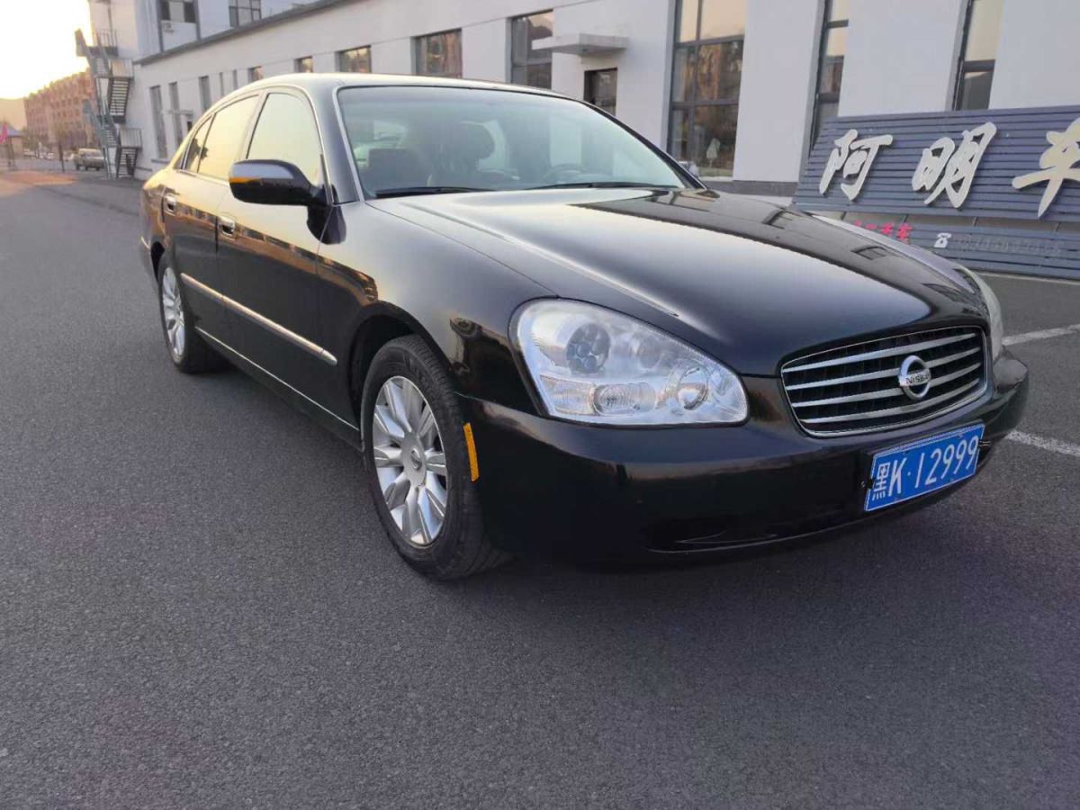 日產(chǎn) 風(fēng)度  2004款 2.0 G圖片