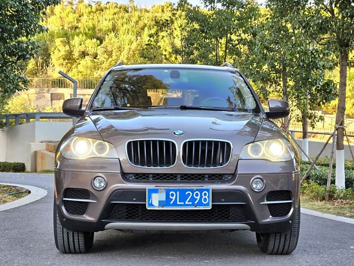 寶馬 寶馬X5  2011款 xDrive35i 領(lǐng)先型圖片