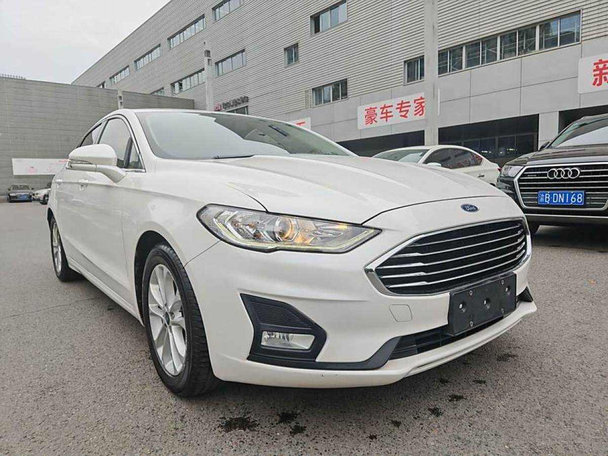 福特 蒙迪歐  2020款 EcoBoost 180 時(shí)尚型圖片