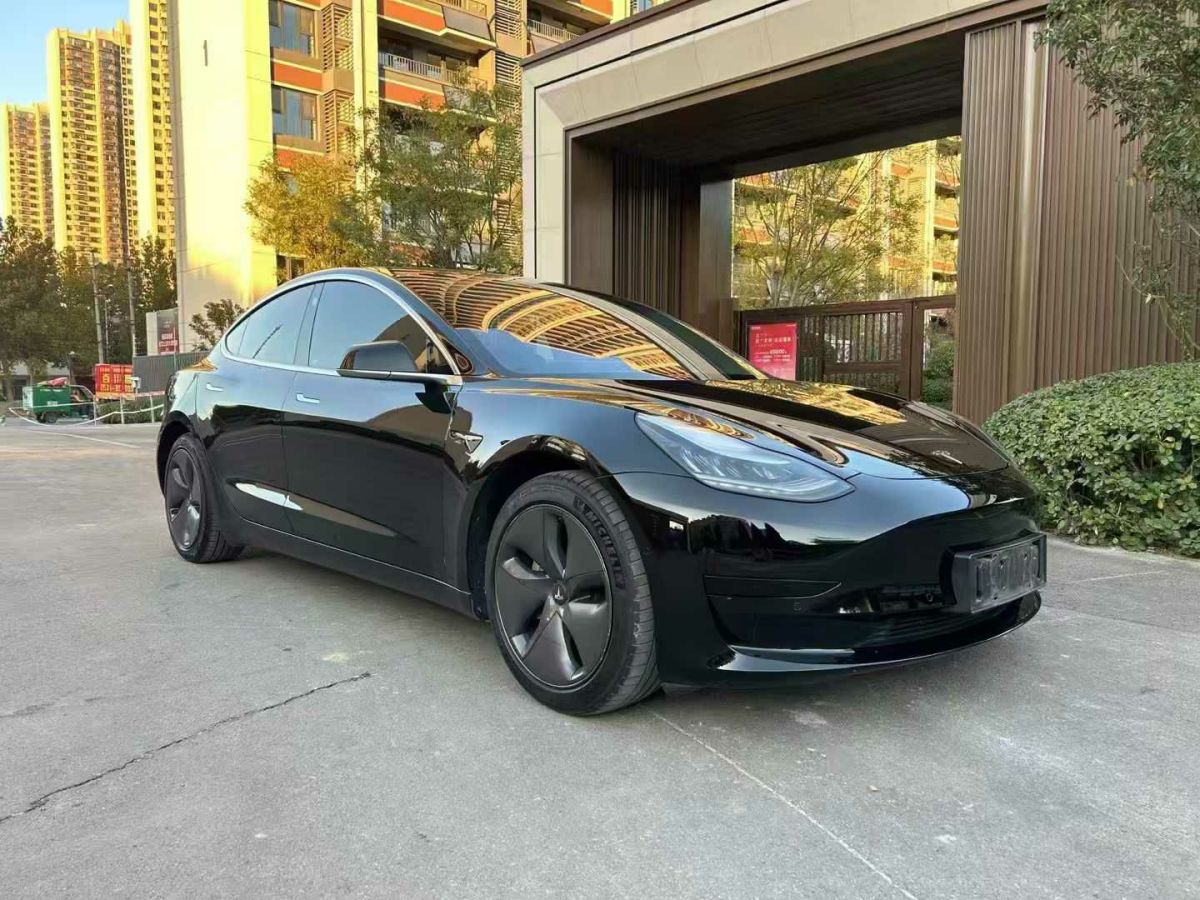 特斯拉 Model S  2021款 Plaid Plus 版圖片