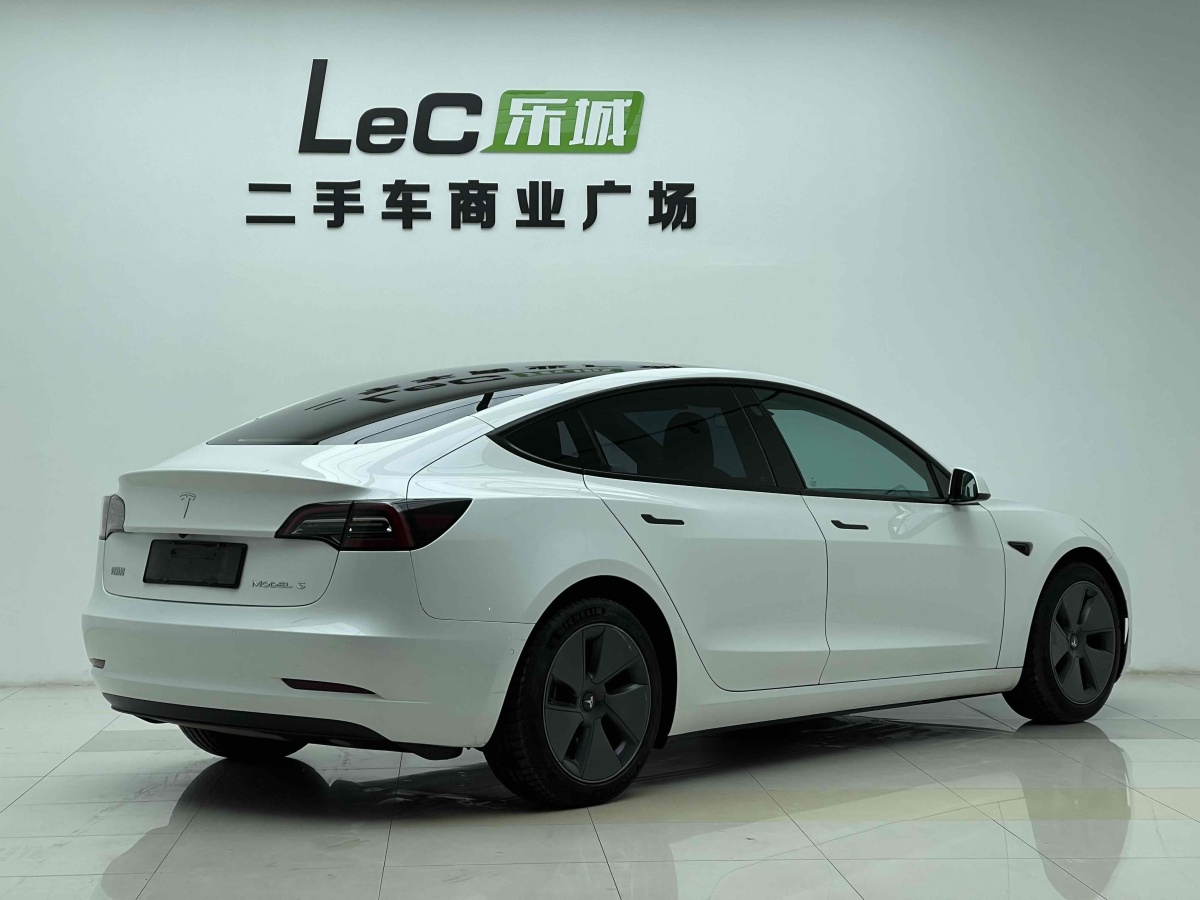 特斯拉 Model 3  2022款 改款 后輪驅(qū)動(dòng)版圖片