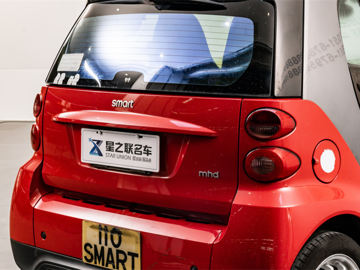 smart fortwo  2012款 1.0 MHD 硬頂標(biāo)準(zhǔn)版圖片