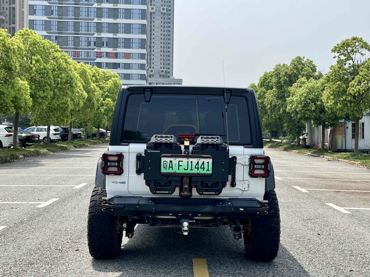 Jeep 牧马人新能源  2021款 四门 2.0T 4xe 撒哈拉图片