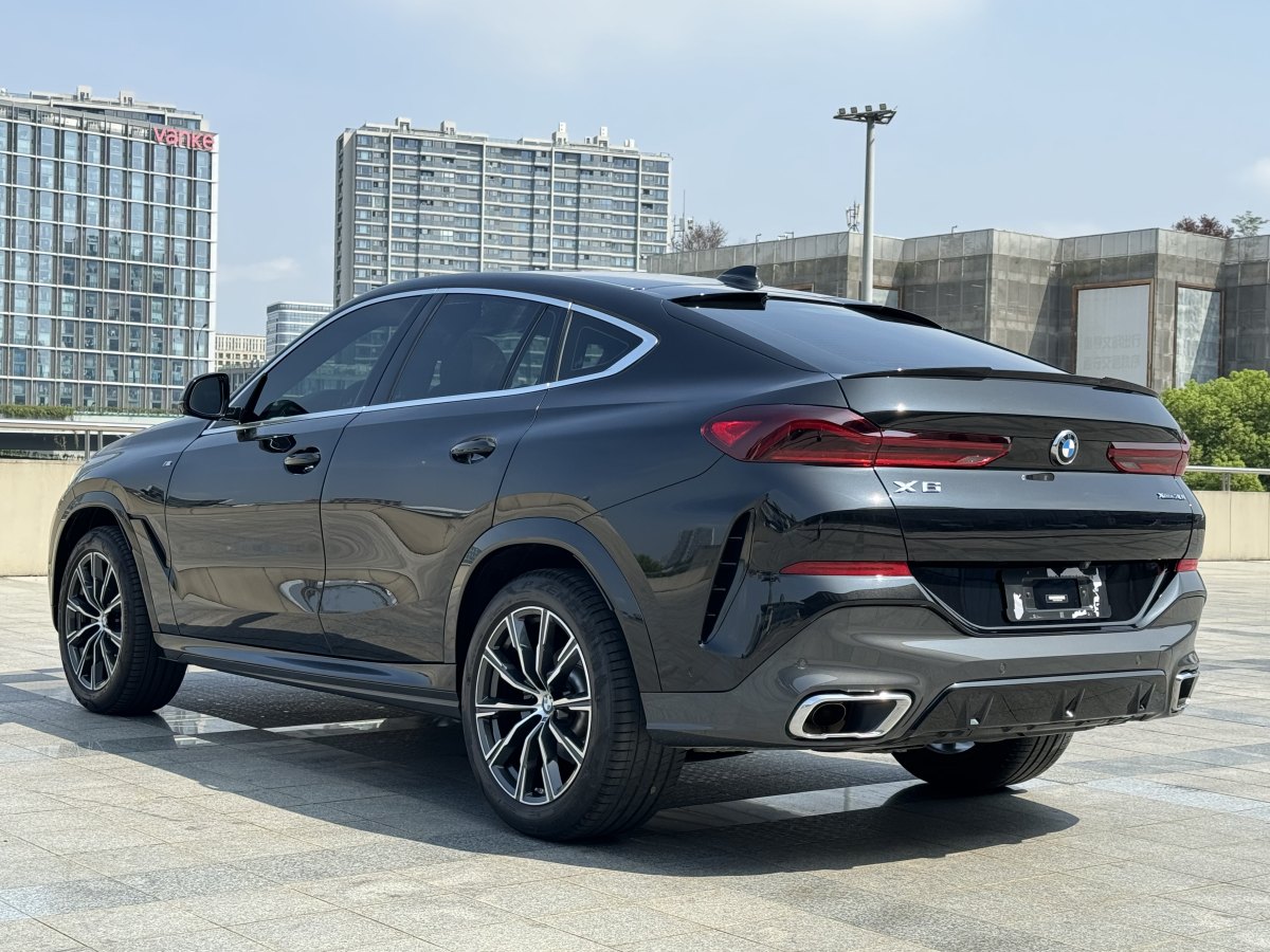 宝马 宝马X6  2022款 改款 xDrive30i M运动套装图片