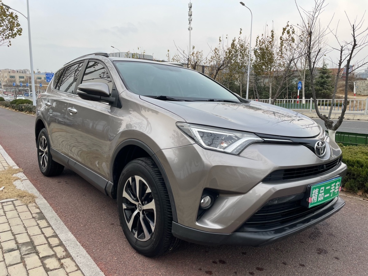 豐田 RAV4榮放  2019款  2.0L CVT兩驅(qū)風(fēng)尚版 國VI圖片