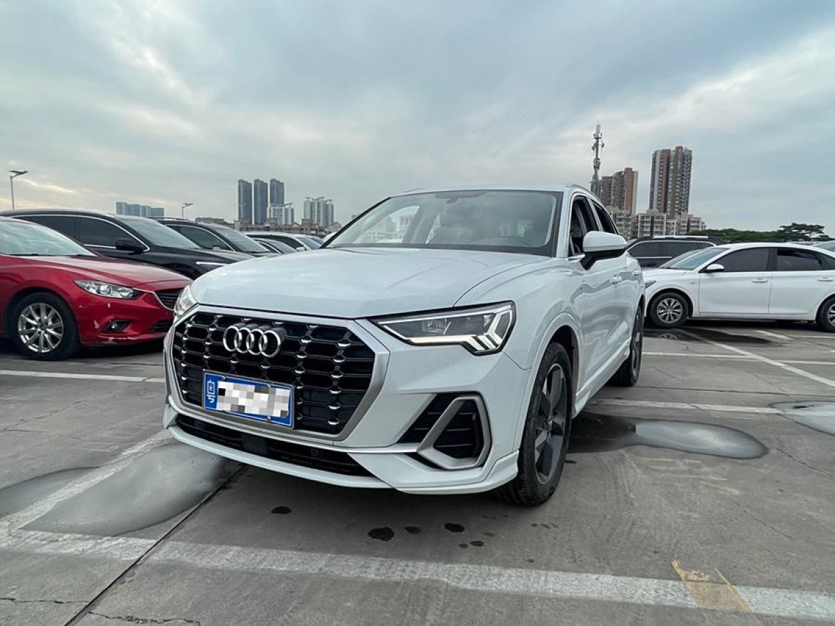 奧迪 奧迪Q3  2019款  40 TFSI 時尚動感型圖片