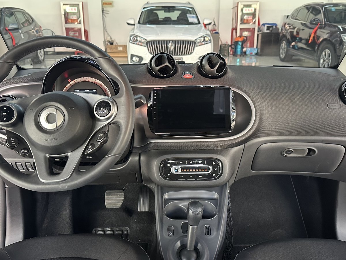 smart fortwo  2015款 1.0L 52千瓦硬頂激情版圖片