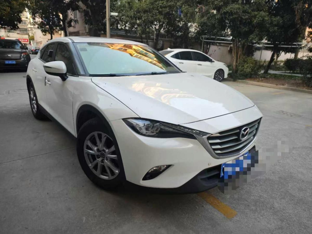 馬自達 CX-4  2016款 2.0L 自動兩驅(qū)藍天品位版圖片