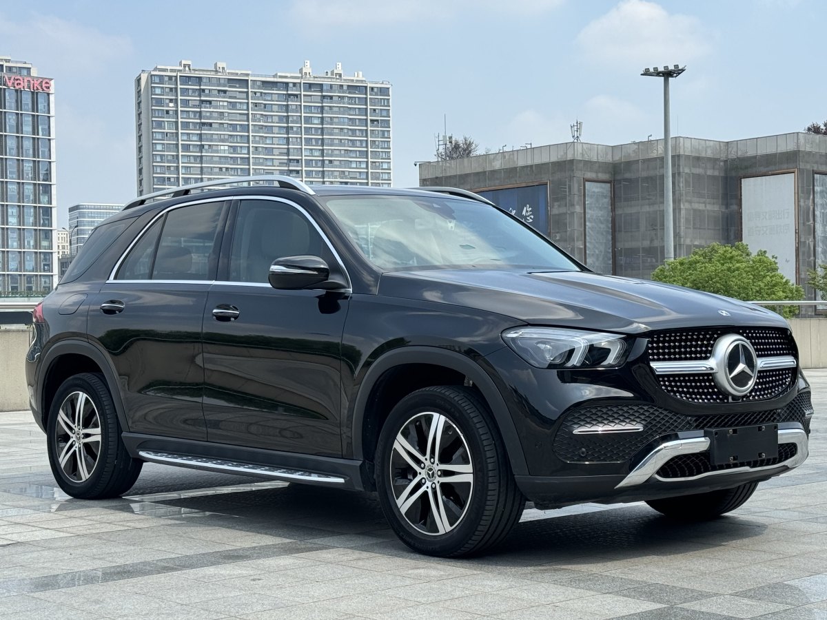 奔驰 奔驰GLE  2020款 改款 GLE 350 4MATIC 动感型图片