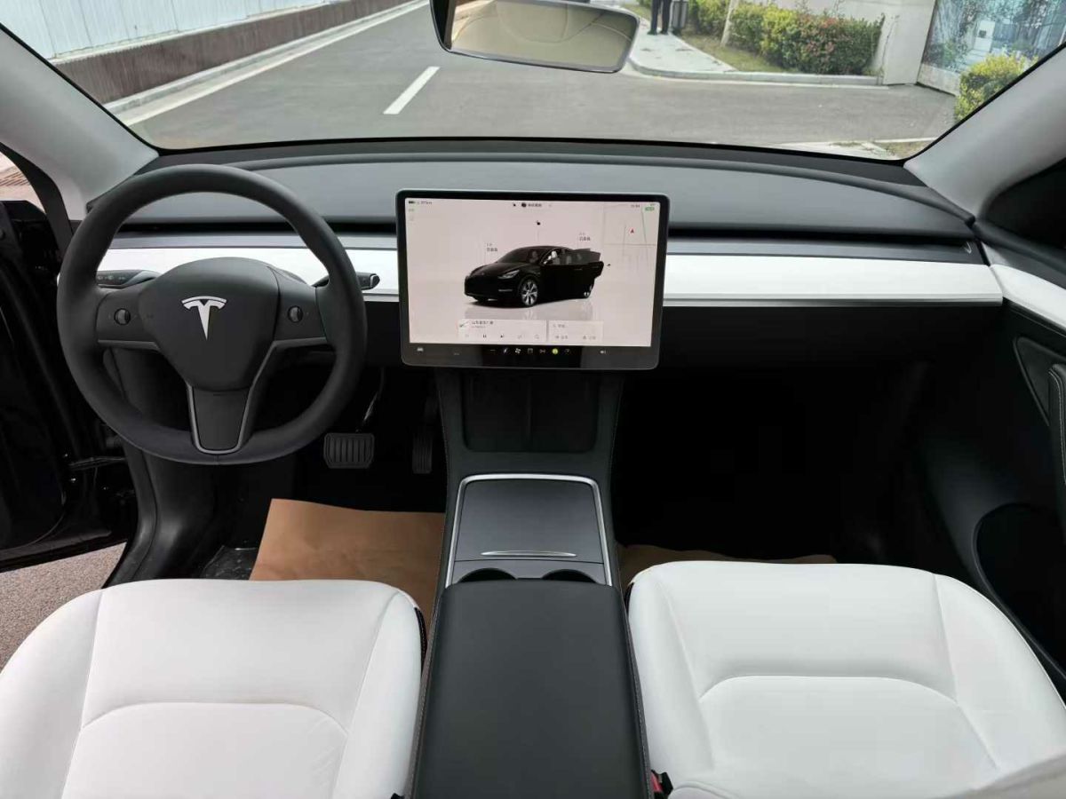 特斯拉 Model S  2021款 Plaid Plus 版圖片