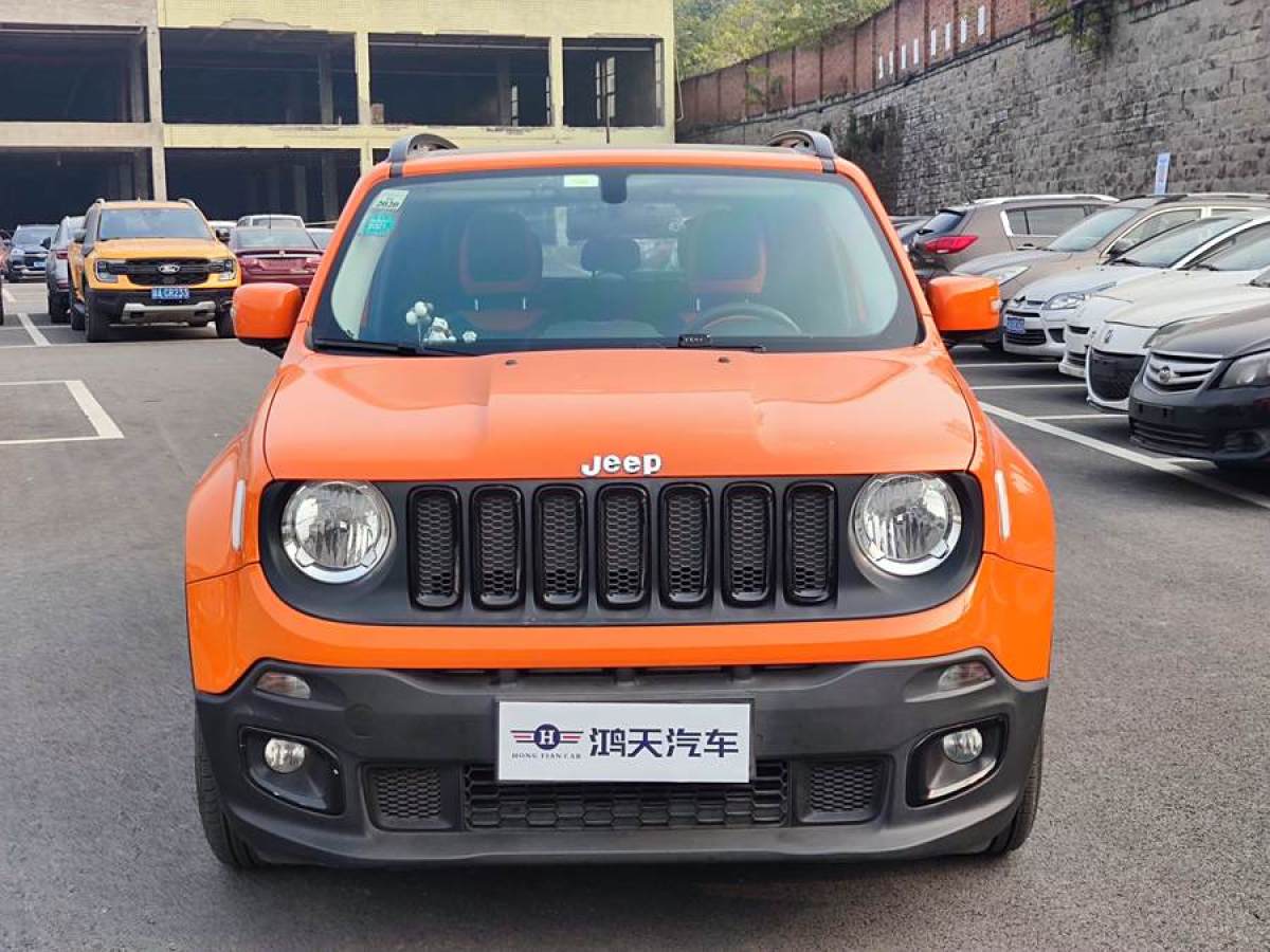 Jeep 自由俠  2018款 互聯(lián)大屏版 180T 自動高能版圖片