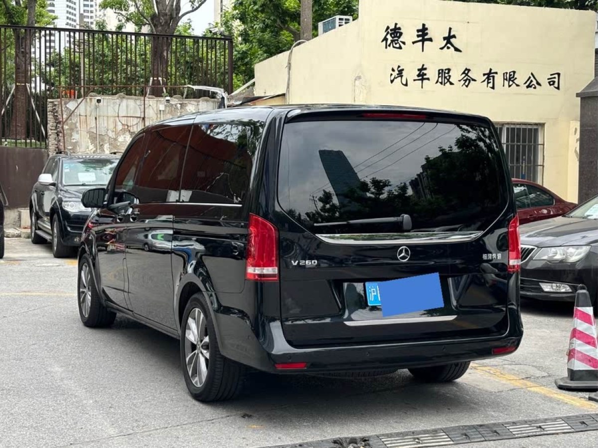 奔馳 V級  2020款 V 260 尊貴版圖片