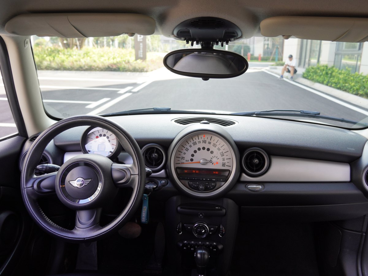 2015年1月MINI CLUBMAN  2011款 1.6L ONE