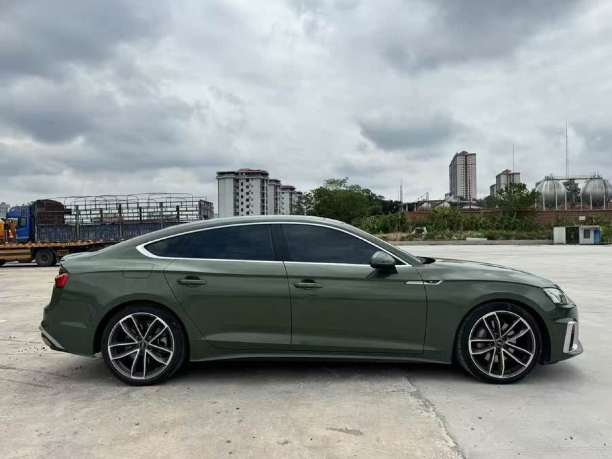 奧迪 奧迪A5  2023款 Sportback 45 TFSI quattro 臻選動(dòng)感型圖片