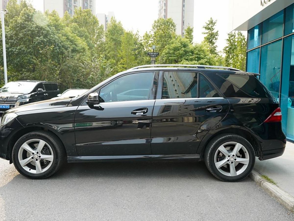 2015年7月奔馳 奔馳M級  2014款 ML 320 4MATIC