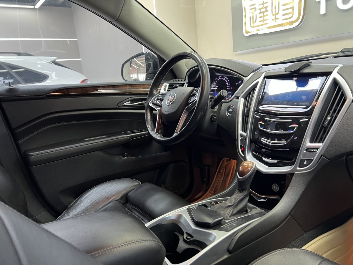 凱迪拉克 SRX  2014款 3.0L 精英型圖片