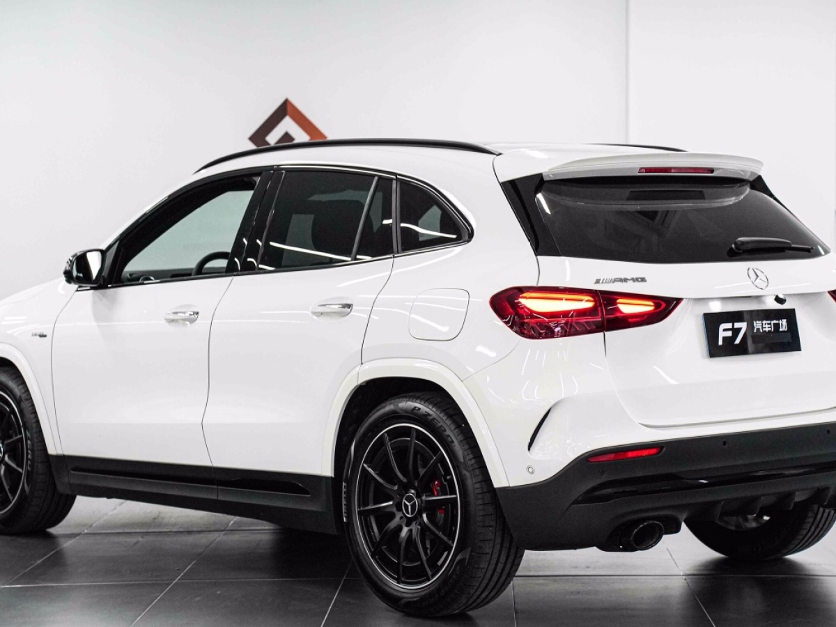 奔馳 奔馳GLA AMG  2024款 AMG GLA 35 4MATIC圖片