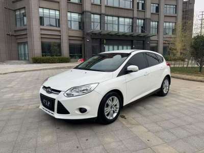 2013年11月 福特 ?？怂?兩廂 1.6L 自動(dòng)舒適型圖片
